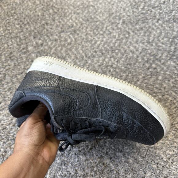 2020 Nike Air Force 1 Black Leather Sneakers Shoe Men's Size US 8.5 - Picture 5 of 8